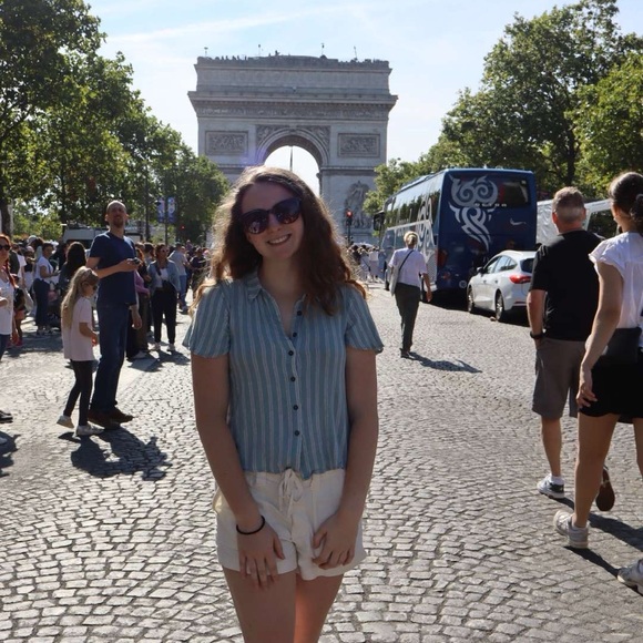 Meet your Posher, Riley - Picture 2 of 6